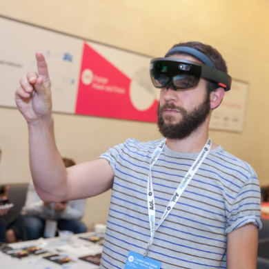 VR